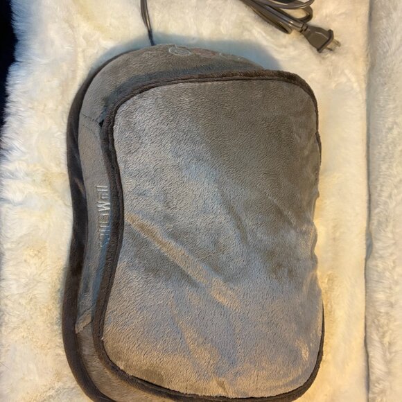 Homedics 3D Shiatsu & Vibration Massage Pillow w/Heat - Picture 4 of 4